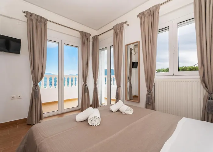 Dream With Seaviews Willa Vasiliki
